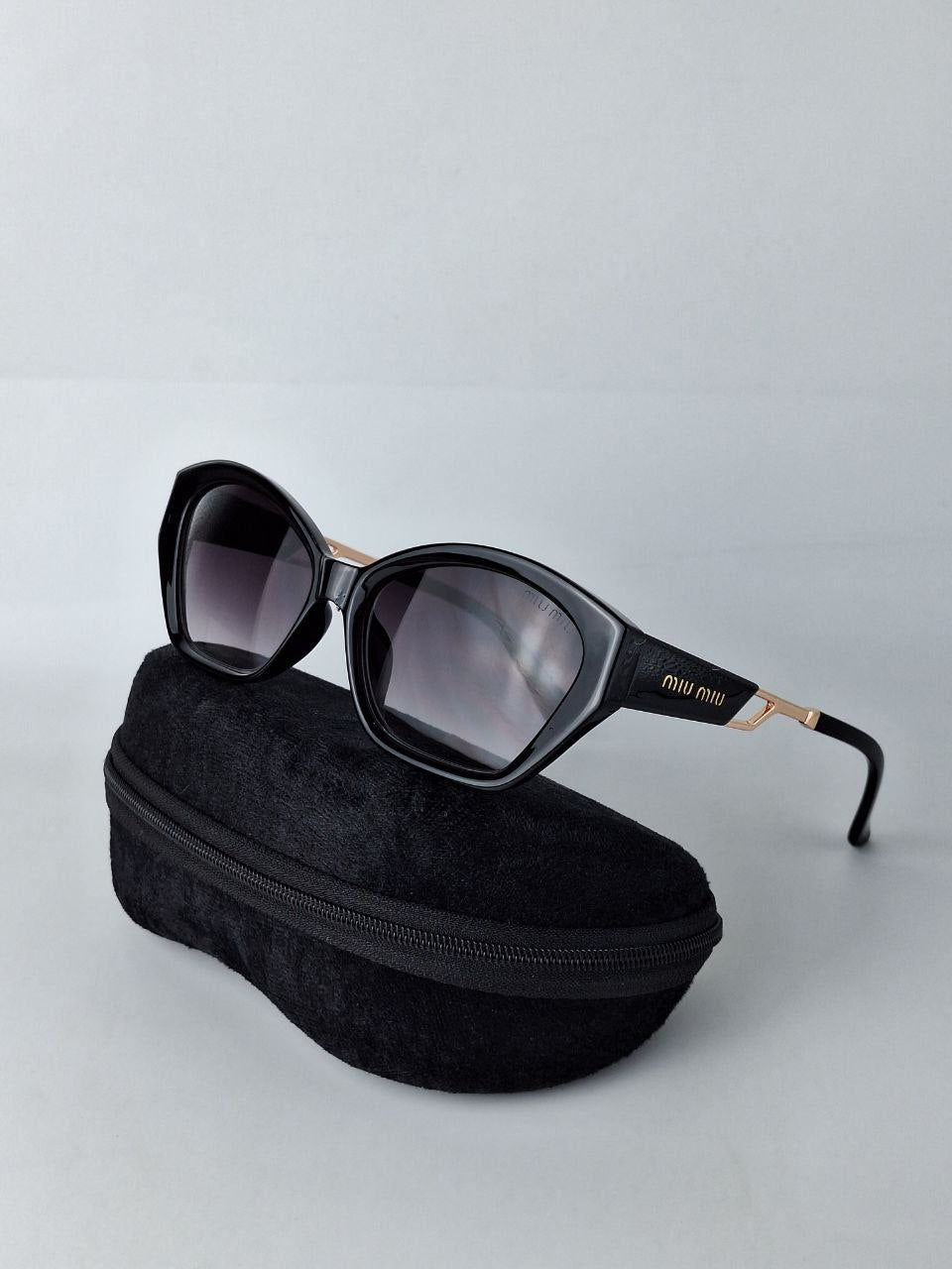 Oversized Geometric Sunglasses – Polarized