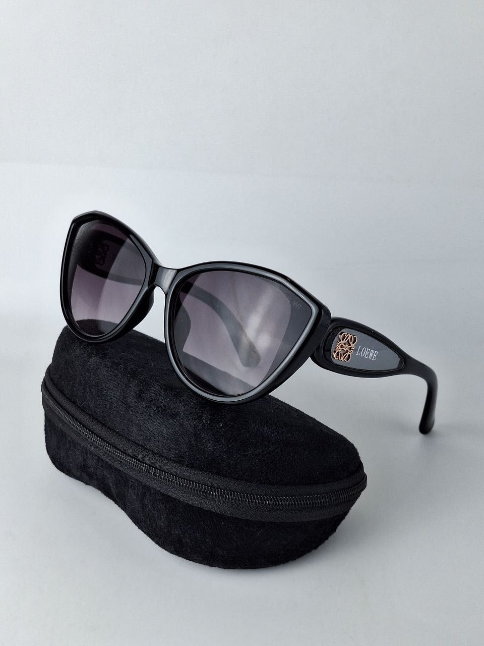 Oversized Cat-Eye Sunglasses – Polarized