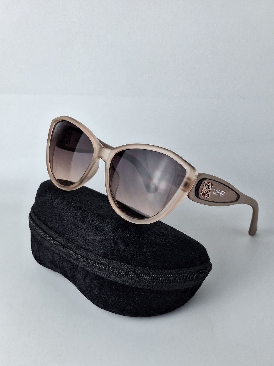 Oversized Cat-Eye Sunglasses – Polarized