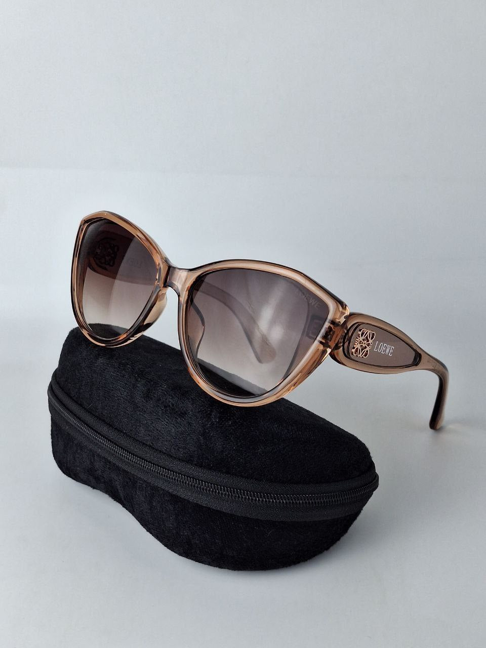Oversized Cat-Eye Sunglasses – Polarized
