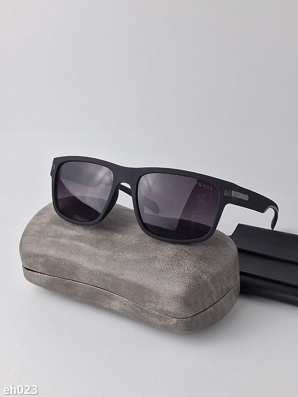 Premium Square Sunglasses – Polarized