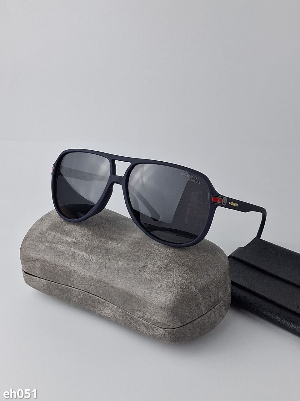 Classic Aviator Sunglasses – Polarized