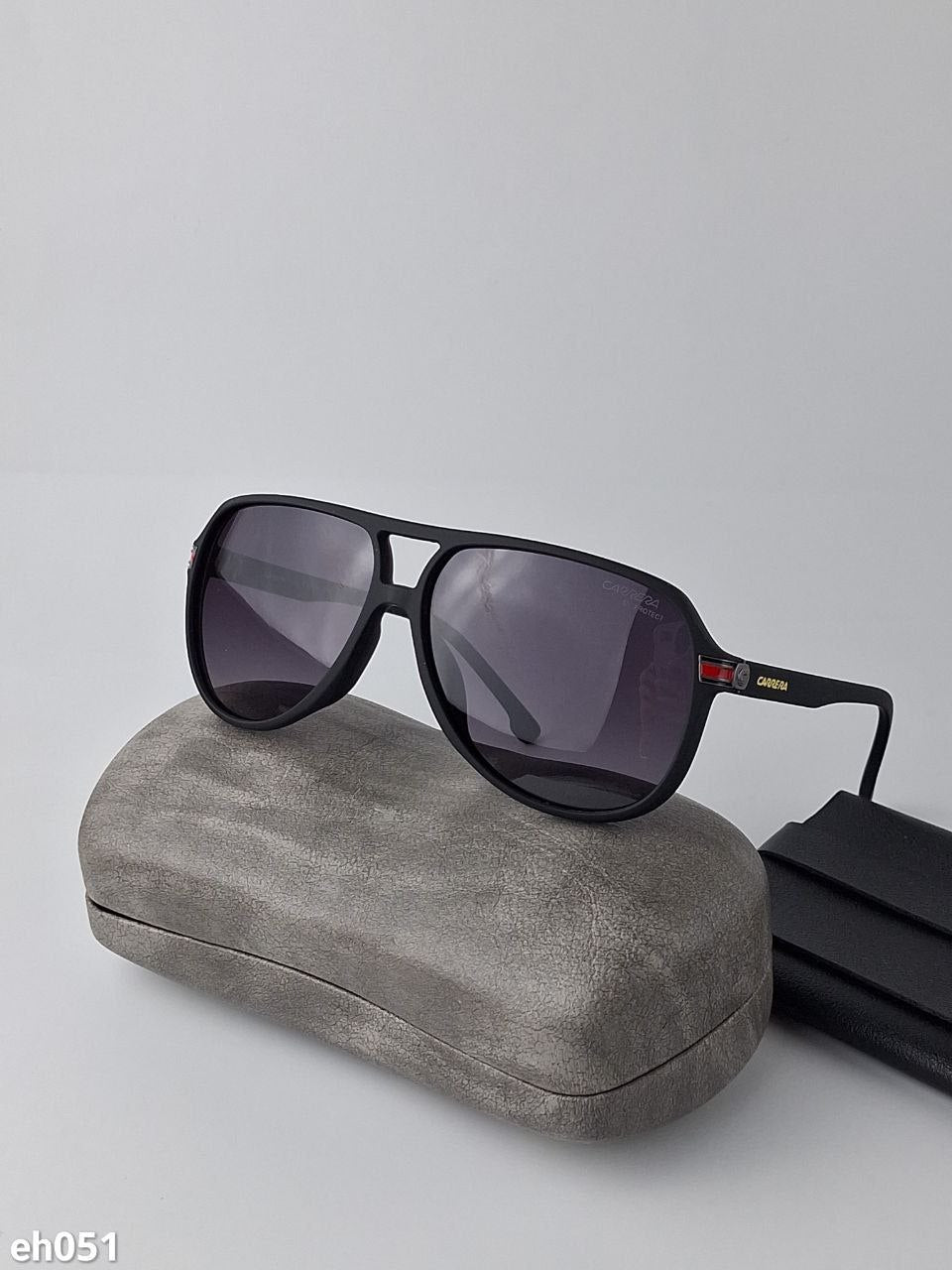 Classic Aviator Sunglasses – Polarized