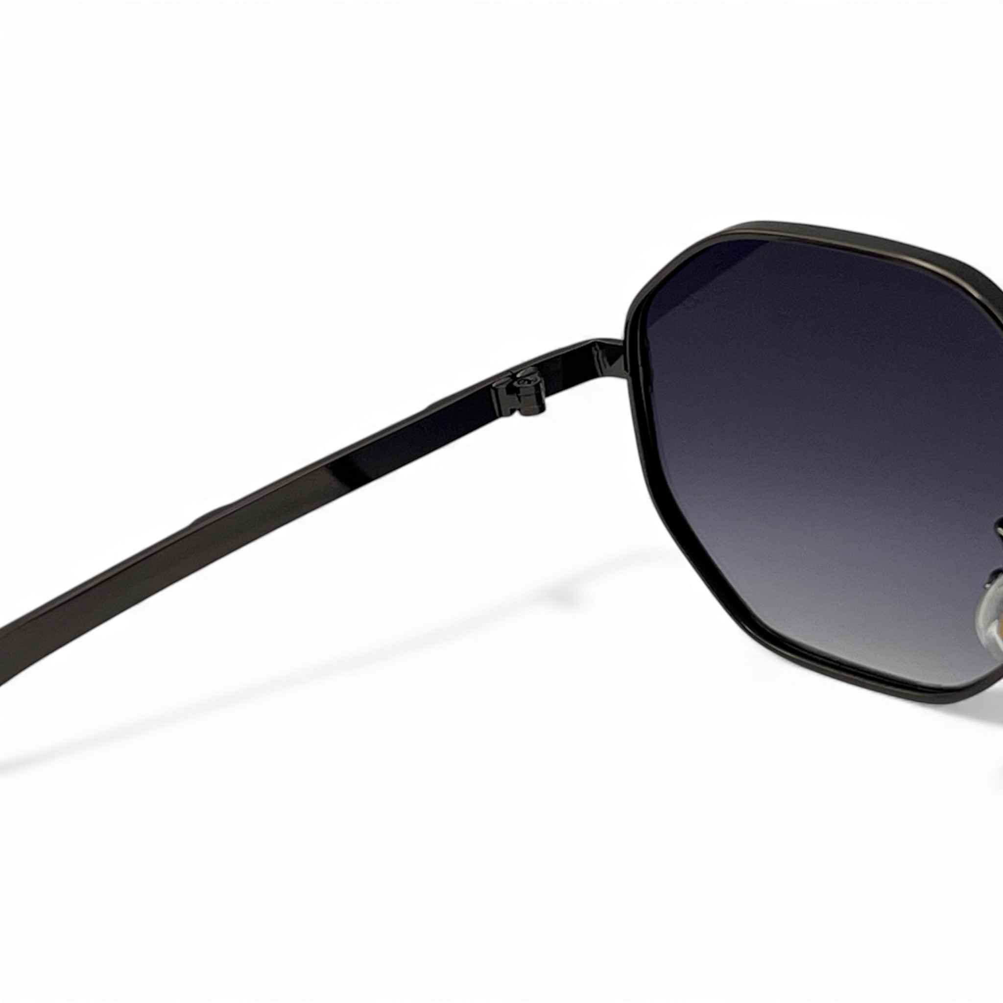 Signature Oval – Polarized Gradient Sunglasses