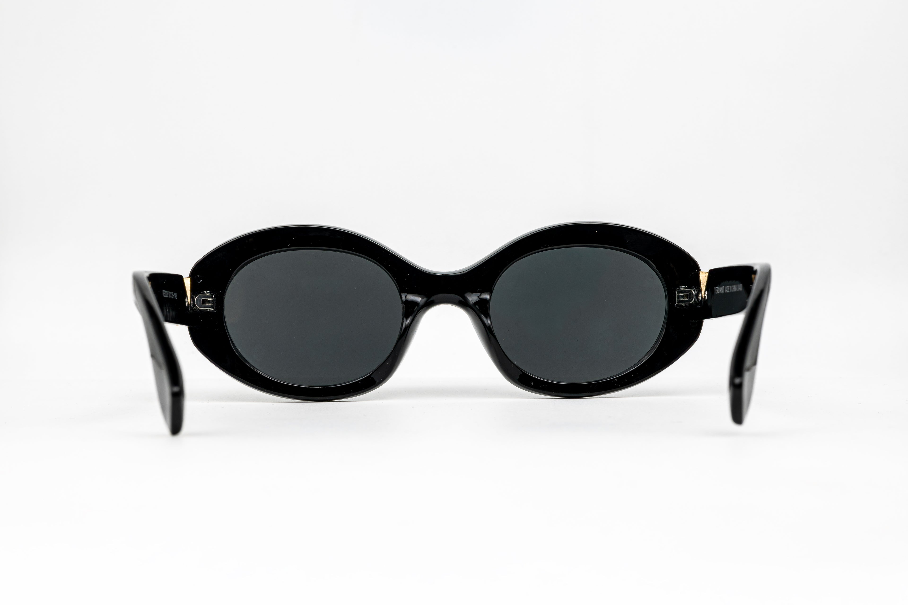 Retro Oval Collection – Bold & Timeless Look