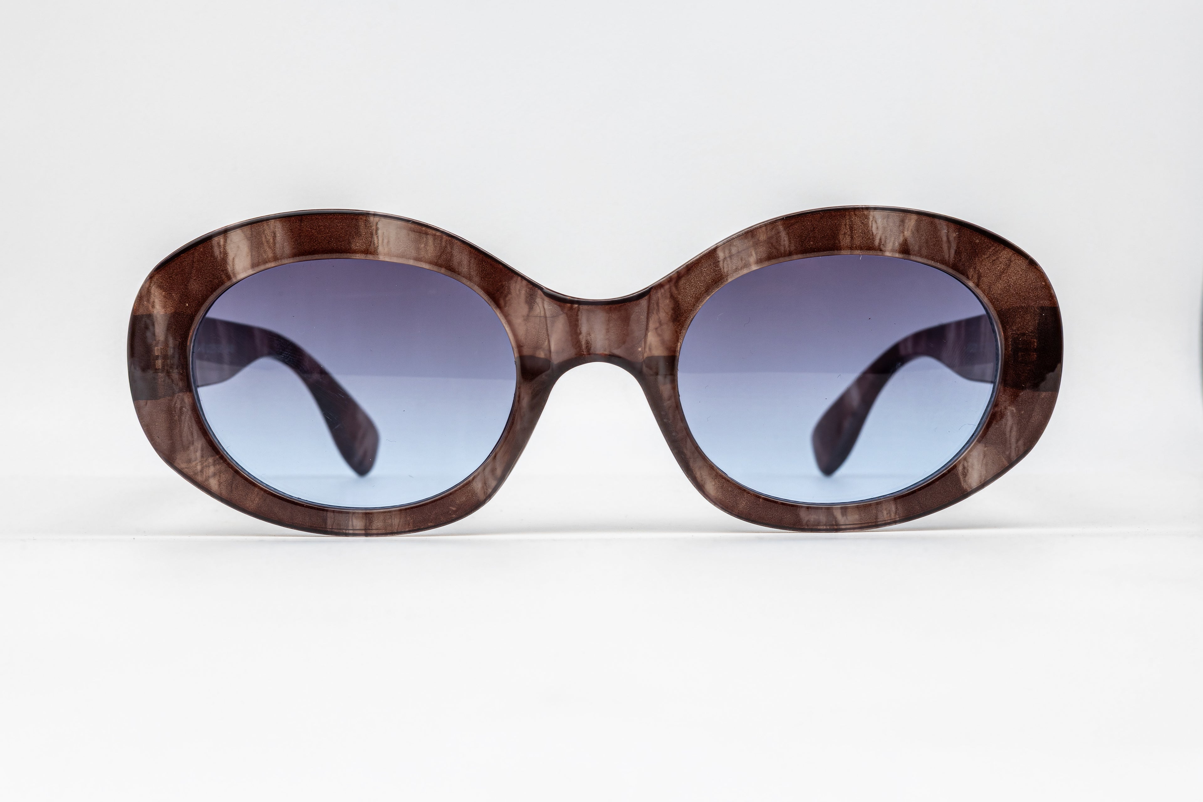 Retro Oval Collection – Bold & Timeless Look