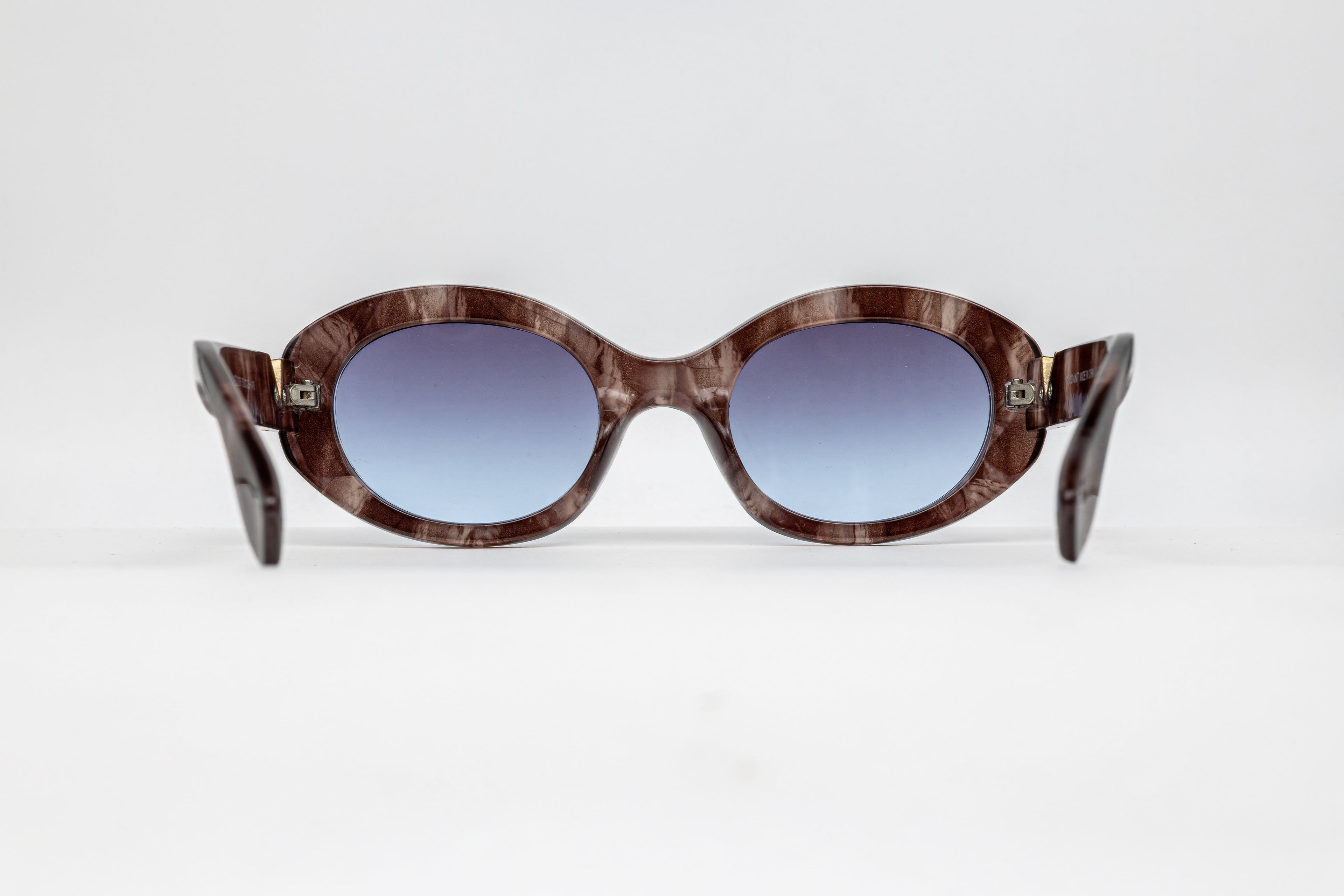 Retro Oval Collection – Bold & Timeless Look