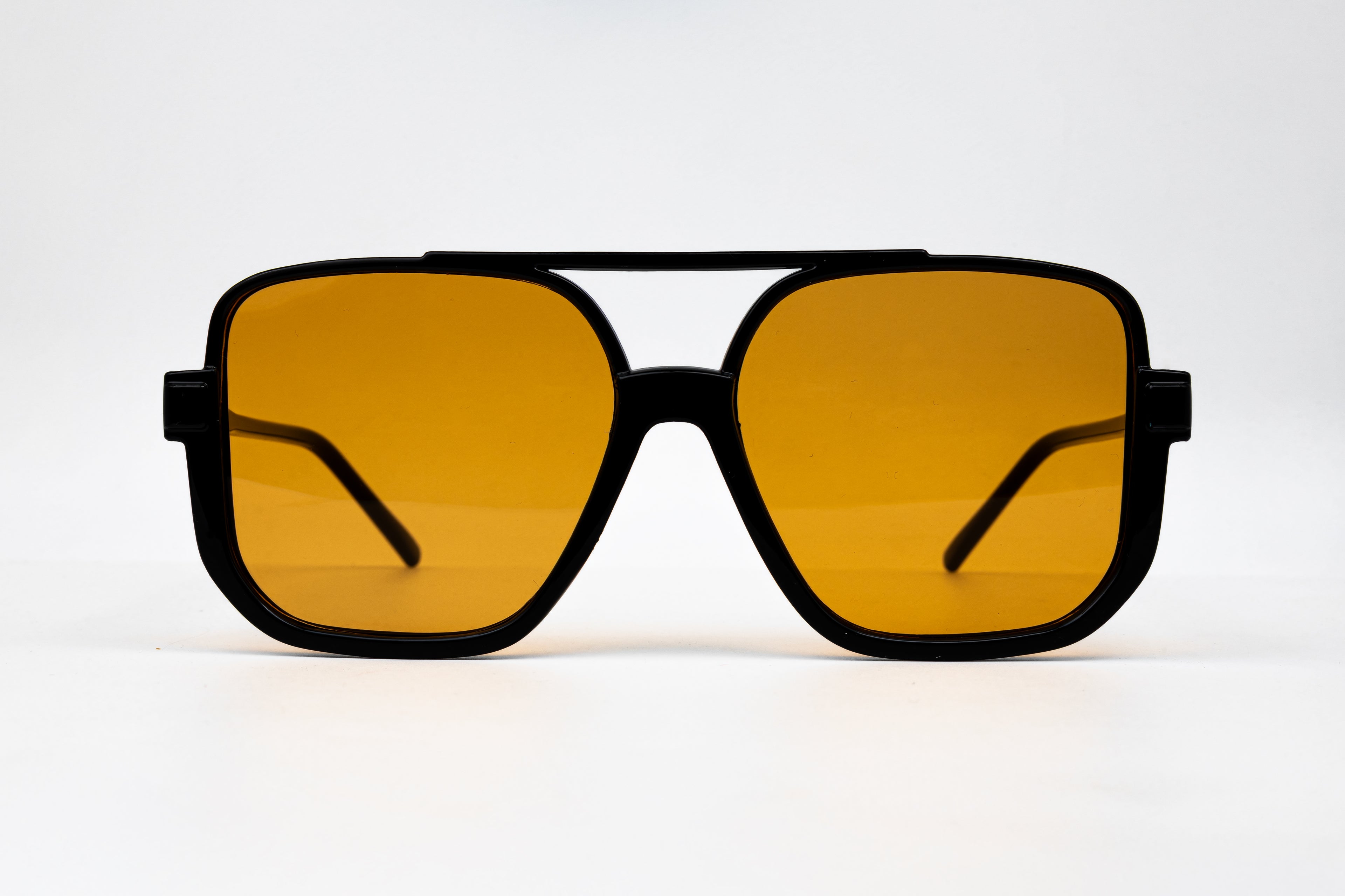 Oversized Square – Color Lens Edition